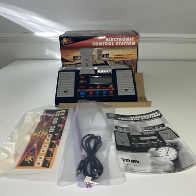 TOMY AFX Electronic Control Station 2レーン TOMY AFX #8639E Electronic Control Station Almost Complete