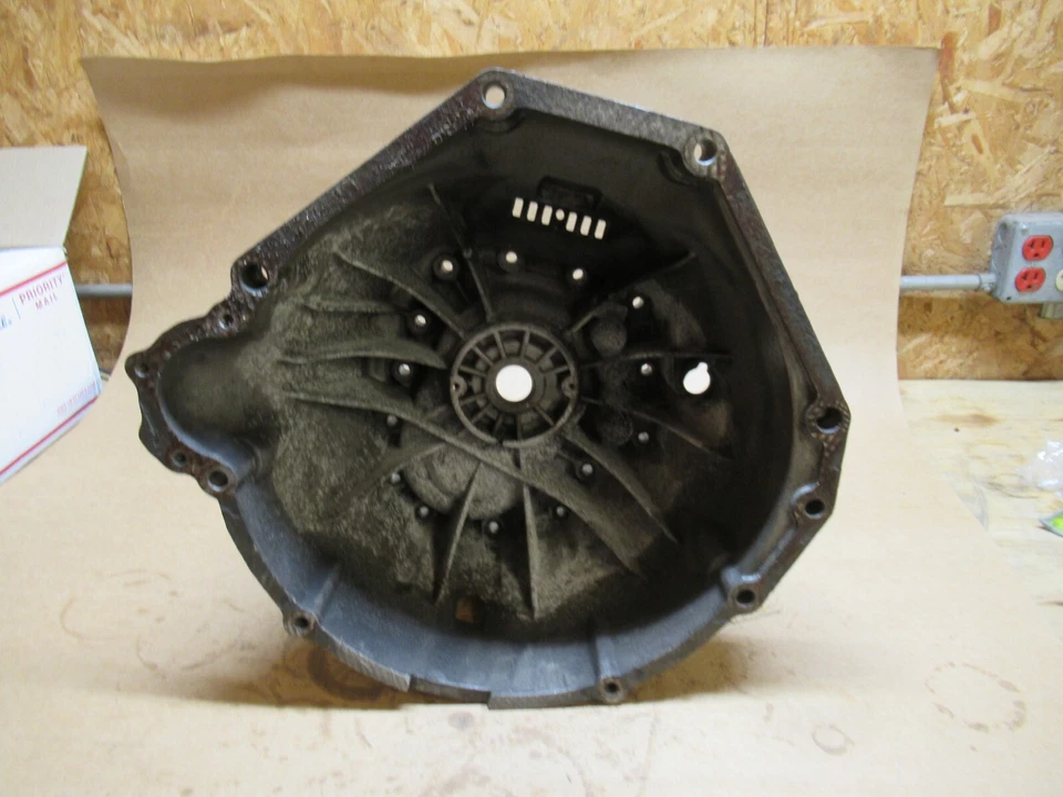 05-10 CAMPANA CAMPANA TRANSMISIÓN MANUAL 5 VELOCIDADES FORD MUSTANG GT 4,6 L TR3650 Foto 2 de 4