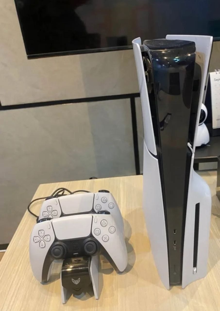 Playstation 5 SLIM 1 TB IN GARANZIA