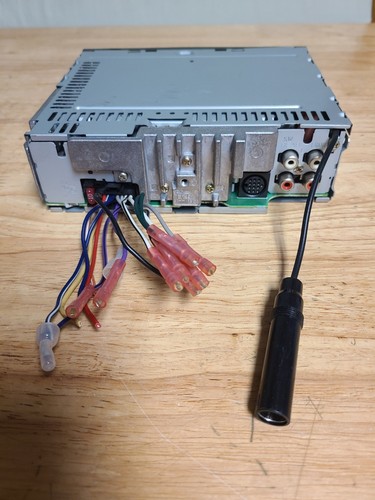 Receptor en tablero reproductor de CD Kenwood Sirius KDC-MP625 - Imagen 3 de 5