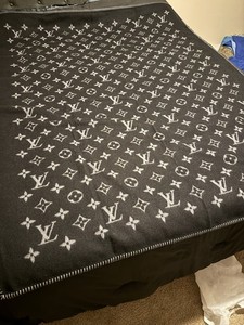 Louis Vuitton Black White All-Over Monogram Rectangular Blanket