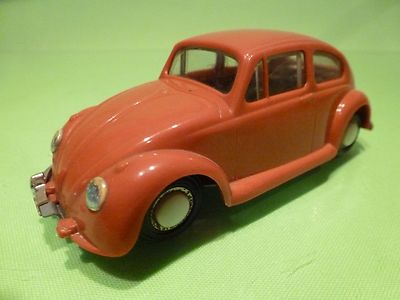 VINTAGE DUX GERMANY PLASTIC   - VOLKSWAGEN KAFER - VW  BEETLE  - GOOD - 524