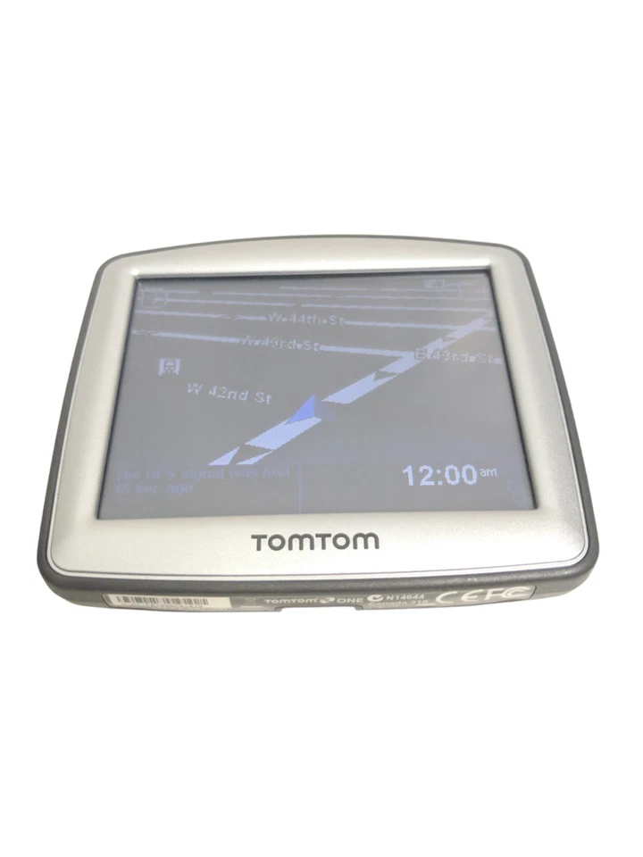TomTom One N14644 Black & Silver Small Portable GPS Monitor 3" Inch Screen - Image 2 of 4