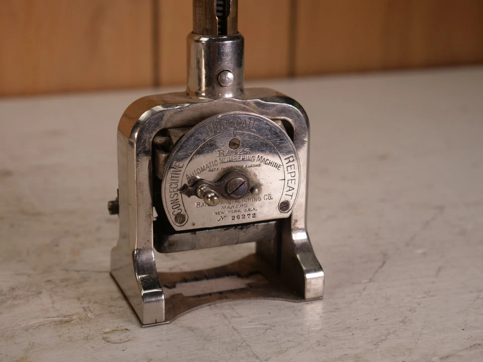 Antique Bates Numbering Machine Stamp Consecutive / Repeat / Duplicate working - Image 2 of 4