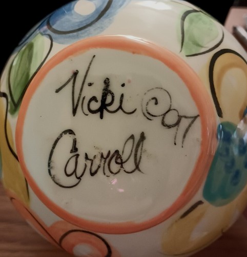 Hand Painted Pitcher By Vicki Carroll - 1997 Vintage/Signed - Picture 8 of 10