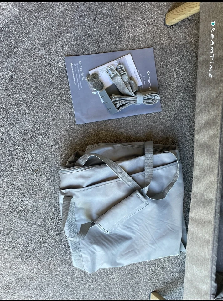 love n care dreamtime sleeper in Sand - in excellent condition  - image 4 of 4