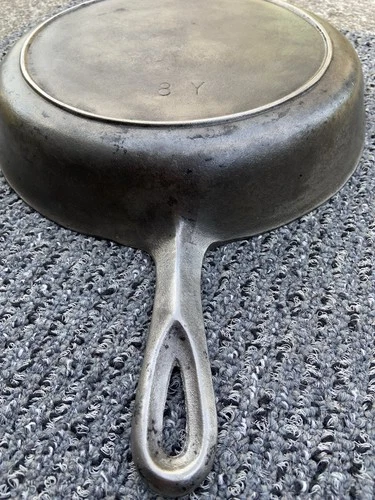 BSR Vintage 8-Y Collectors Cast Iron Skillet In Very Good Used Condition