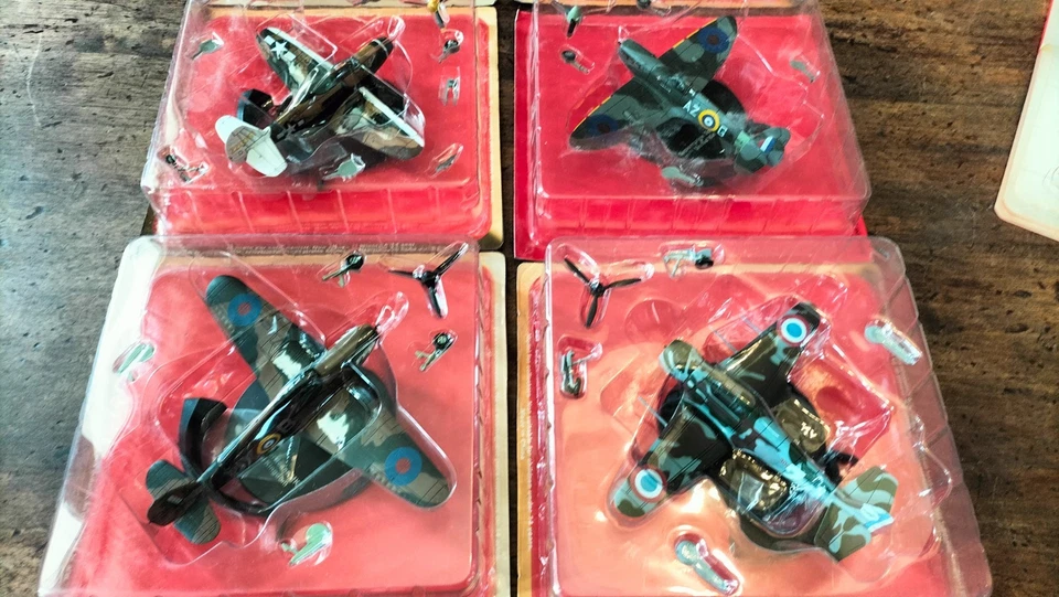 Modellino 1:72 AEREI 2° Guerra Mondiale Lotto 6 Pezzi Descrizione Interno Rarità - Immagine 3 di 4