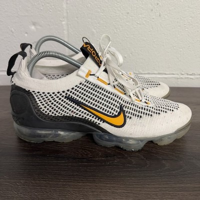 Nike Air VaporMax 2021 Flyknit White Black Orange Men s Size 9 DM0025-101