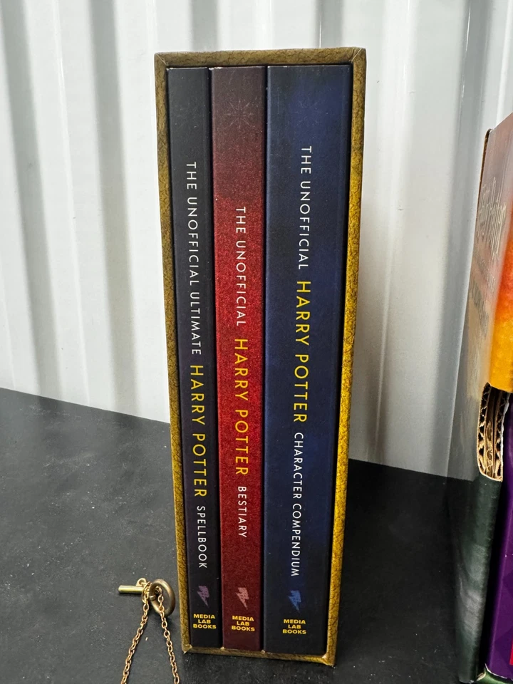 Juego de 7 cajas de libros Harry Potter, nombres en clave juego de mesa sellado, juego de quidditch y más Foto 3 de 4