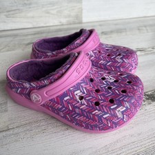 Crocs Classic Fuzz Lined Clogs Girls Sz C10 Graphic Pink / Purple Dual Comfort