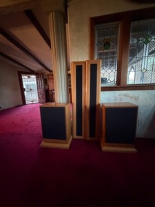 Mcintosh XLT 18Ti Speakers