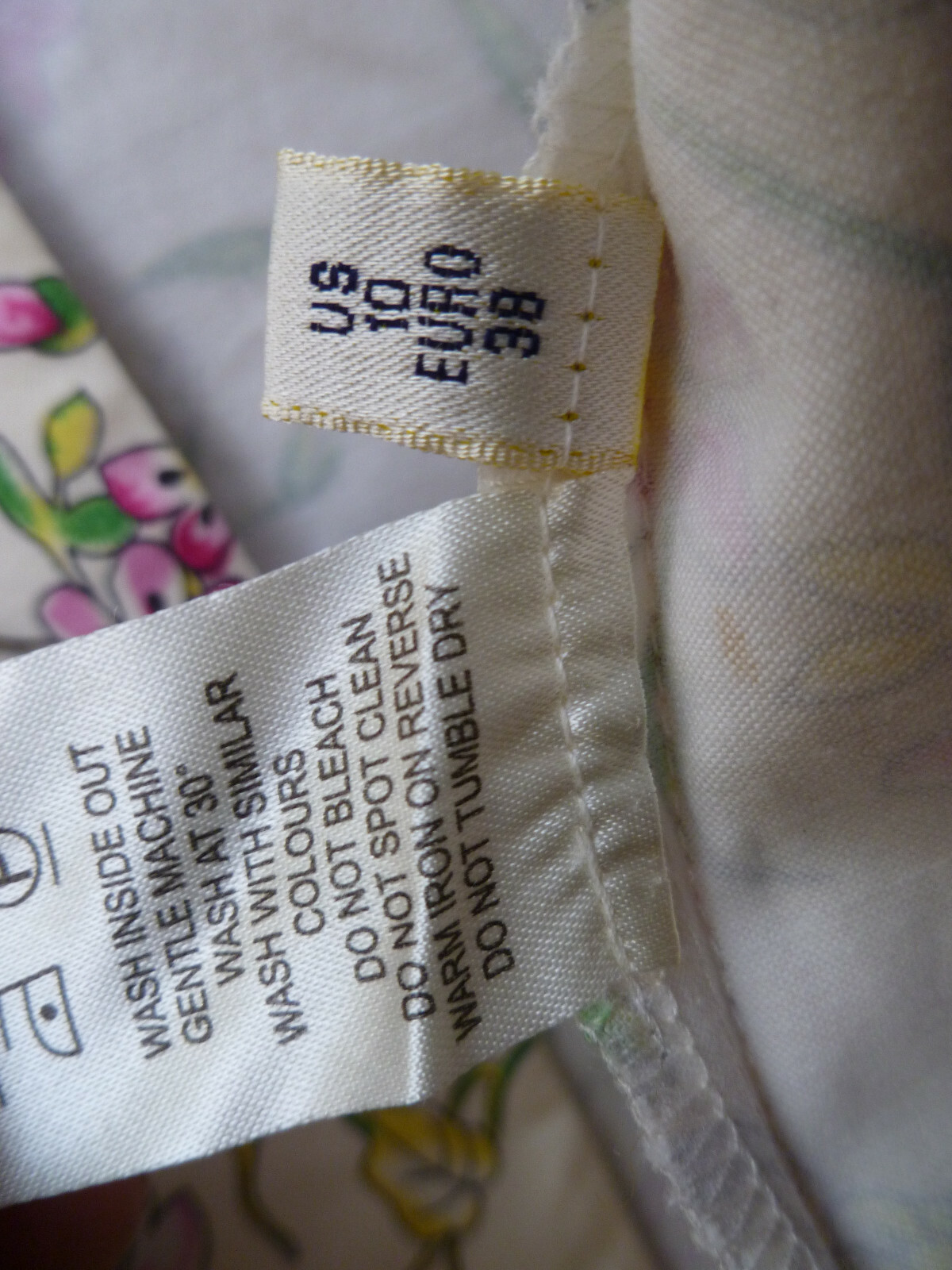 Multi-Colored Flora Print Light Summer Unlined Co… - image 7