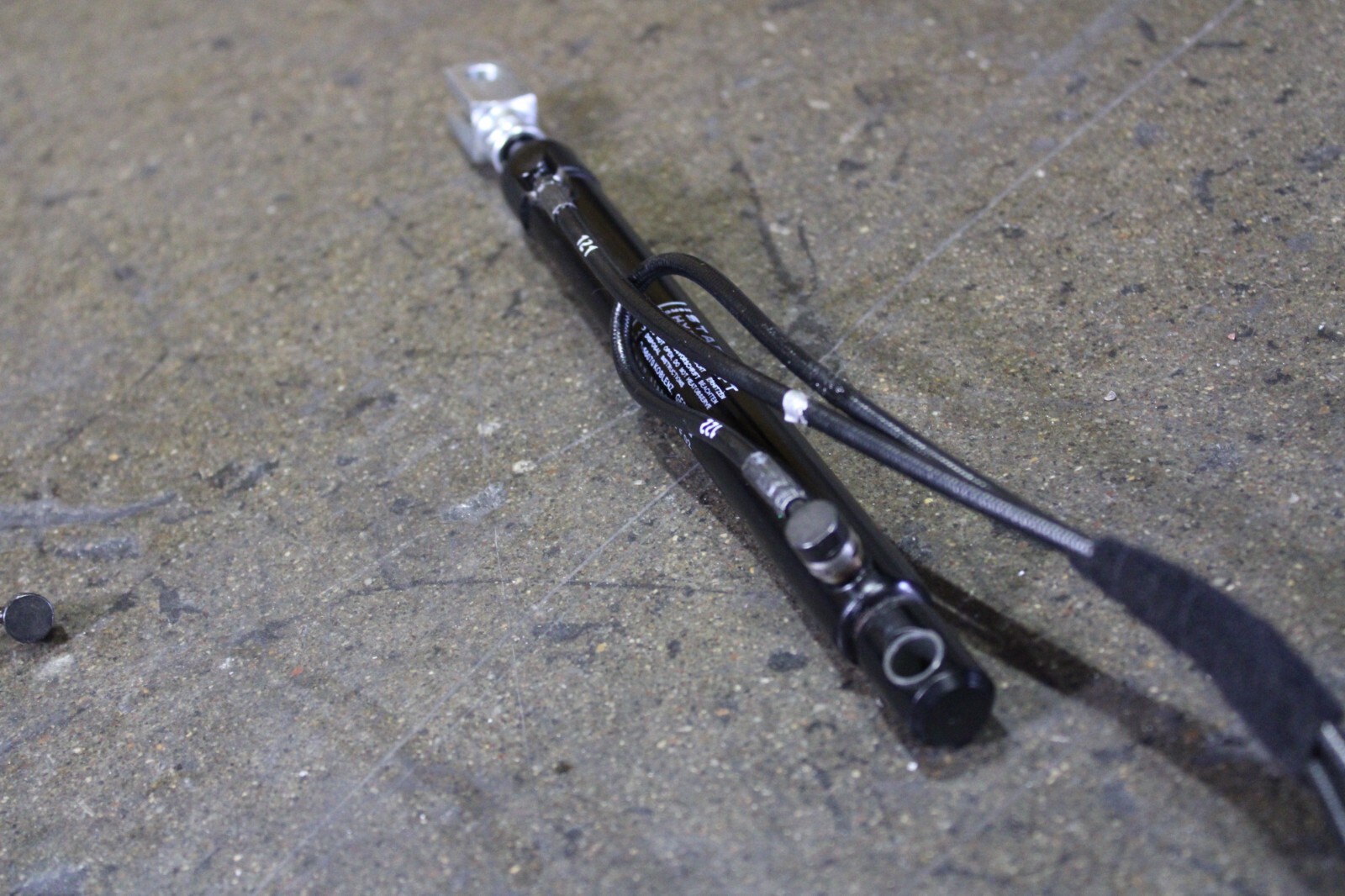 Ferrari California T, LH, Front Convertible Top Lift Cylinder, Used, 81860200