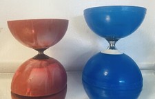 2 Chinese Yoyo Game Diabolo Higgins Bro. Red Flight Spin Prod. Blue 6 5