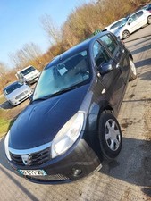 Commodo Dacia SANDERO