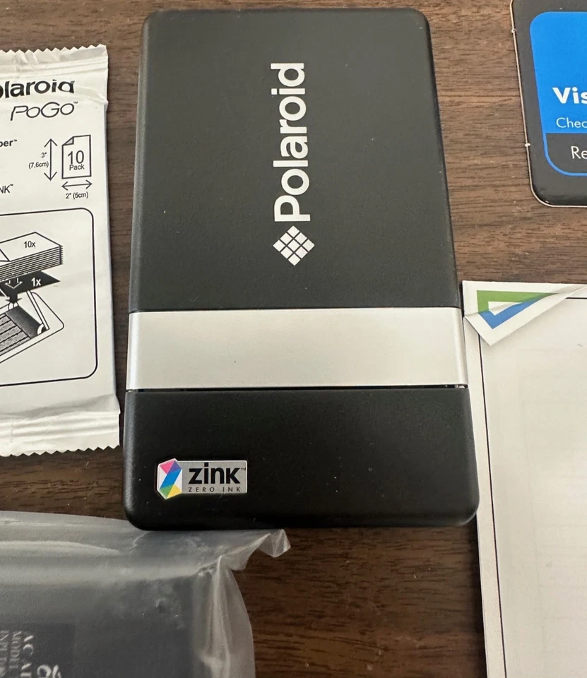 Polaroid PoGo Instant Mobile Printer ZINK Zero Ink Technology New in box 2008 - Image 2 of 4