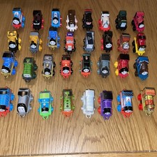 Thomas  Friends MINIS Lot of 32 Trains Gullane Thomas Trains