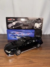 2002 Dale Earnhardt Chevrolet Monte Carlo Ss Signature Edition Nascar 118 Scale