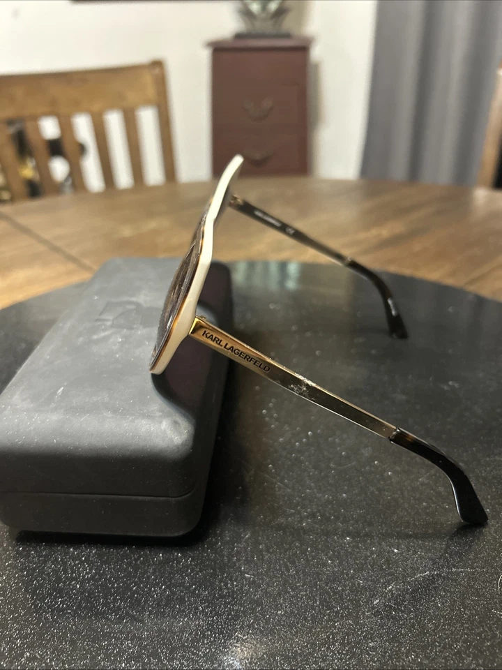 Gafas de sol Karl Lagerfeld ojo de gato tortuga con estuche Kl993S 115 Foto 3 de 4