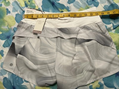 NWOT CALIA Women's Kick it Up  mid rise Shorts SMALL Dune Print Grey