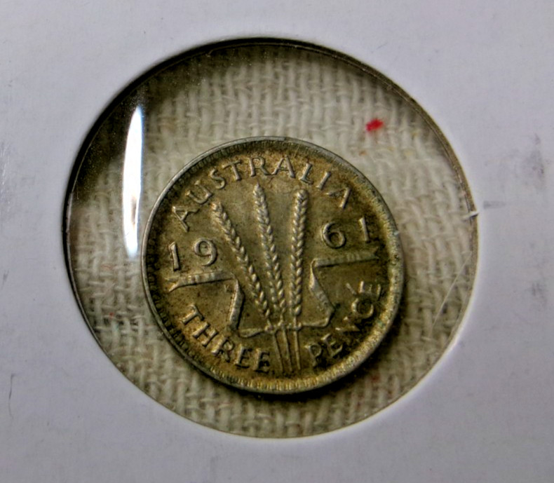 1961 Australia 3 Pence Silver Coin WWII George