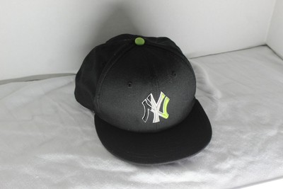white yankees fitted hat