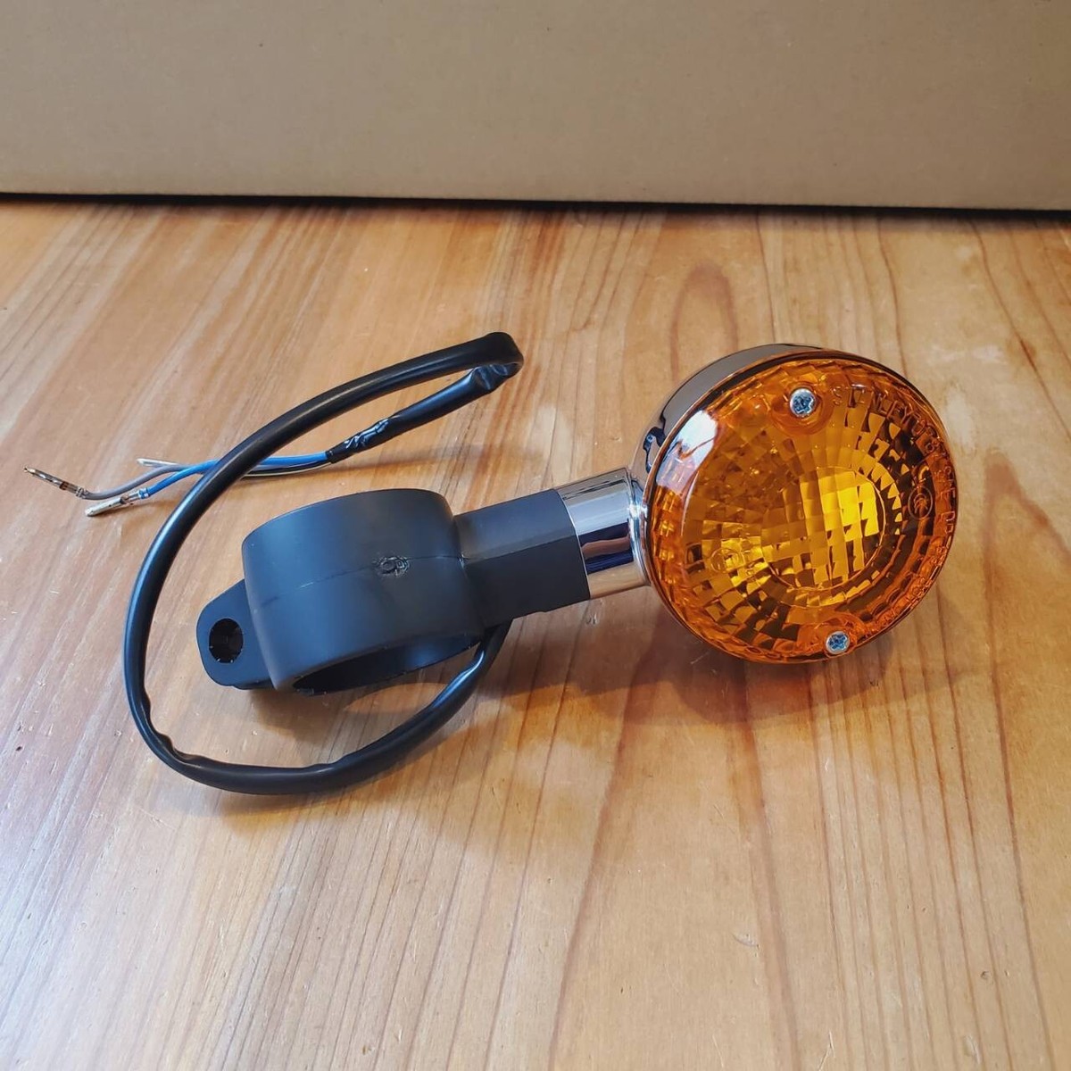 KAWASAKI Genuine VULCAN 500 800 Left and Right Turn Signals 23037