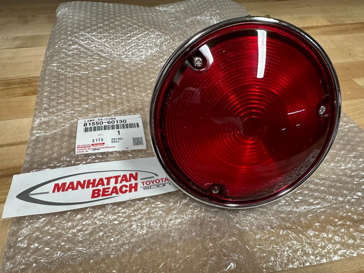 NEW 1969-1973 FJ40 LAND CRUISER OEM TAIL LIGHT LAMP 81550-60130