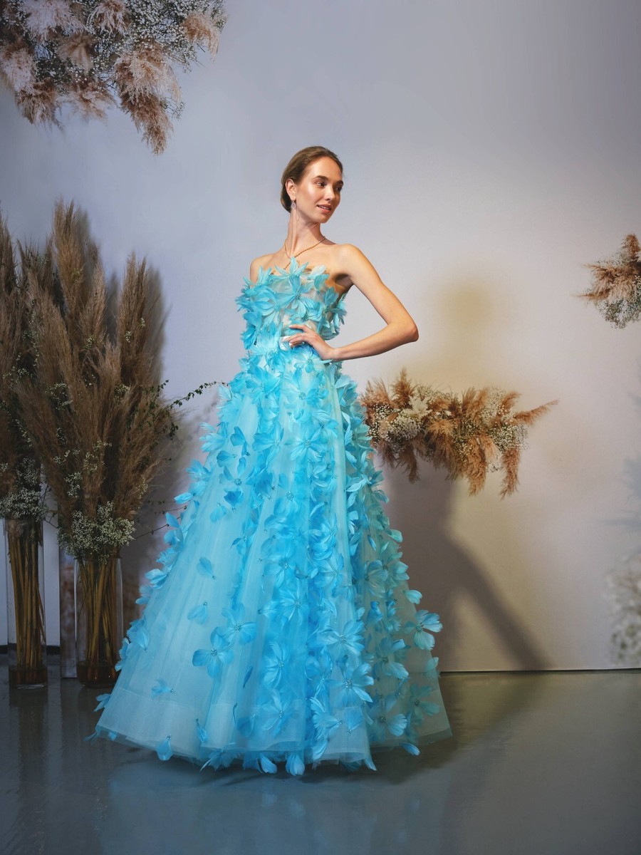 Designer Bridal Balencia Gown sz 0 Blue Feathers $6,500 Sample Sale Couture  Find | eBay