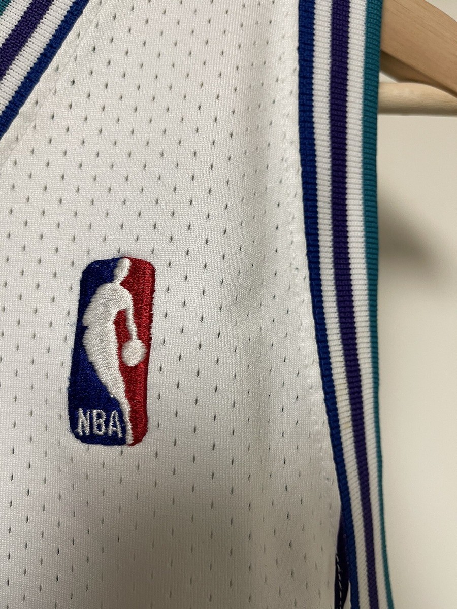 AUTHENTIC MITCHELL & NESS LARRY JOHNSON CHARLOTTE HORNETS JERSEY