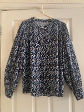 Button up blouse by Fansa. Size M.  New without tags.