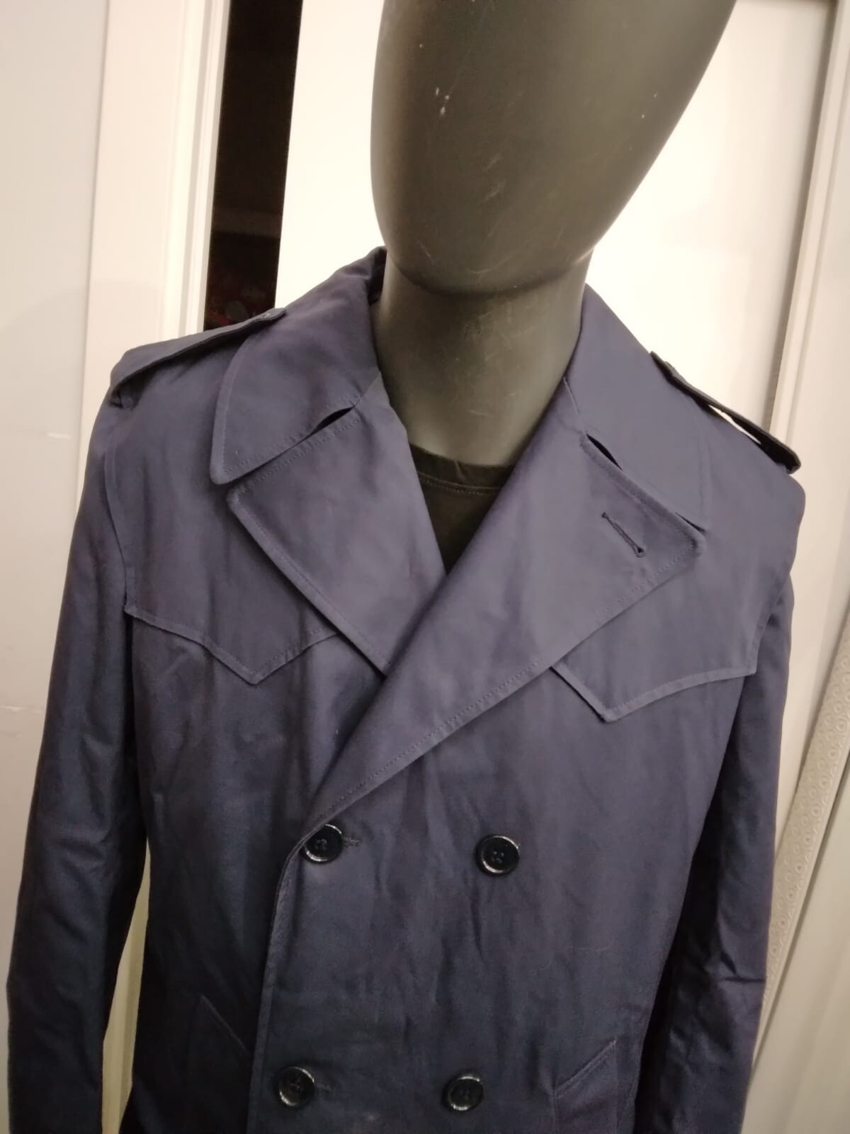 Picture 2 of 6