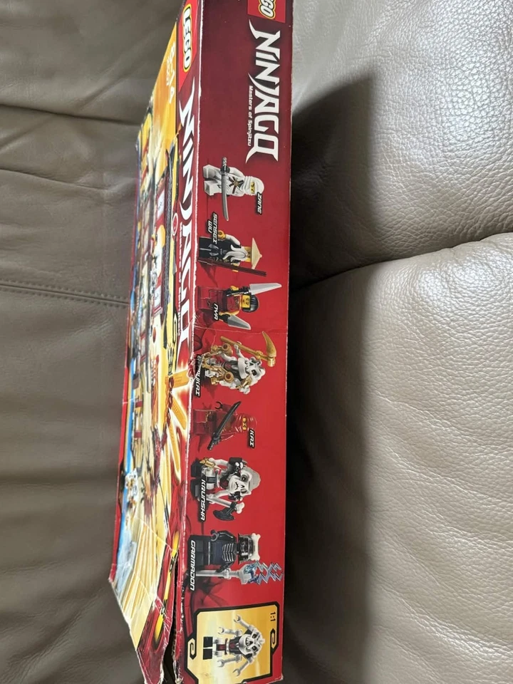 LEGO Ninjago 2507 Fire Temple, photo 4 sur 5