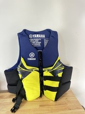 Lightly Used Yamaha Men's X-Large Neoprene 2-Buckle PFD Life Jacket