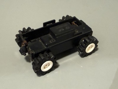 Schaper Stomper   Value Line Roller Chassis   Rear Latch Broken Off   OG Rims &