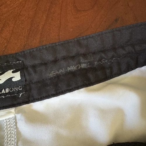 Boardshorts Billabong para hombre 34 Andy Warhol Jean Michel Basquiat 19” entrepierna raro - Imagen 12 de 21