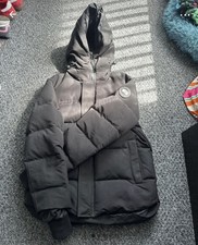Canada Goose Men's Puffer Jacket Size Large In Black Label Wyndham.   Authentic 