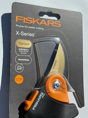New! Genuine Fiskars X-Series TITANIUM Powergear Pruner Cuts 3/4'' Branch
