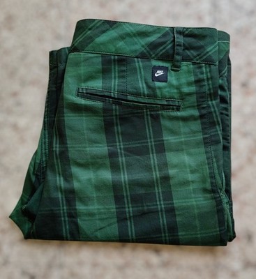 Nike Bermuda Shorts Tartan Grün Cargo Jungen Jungen Jungen Größe 28