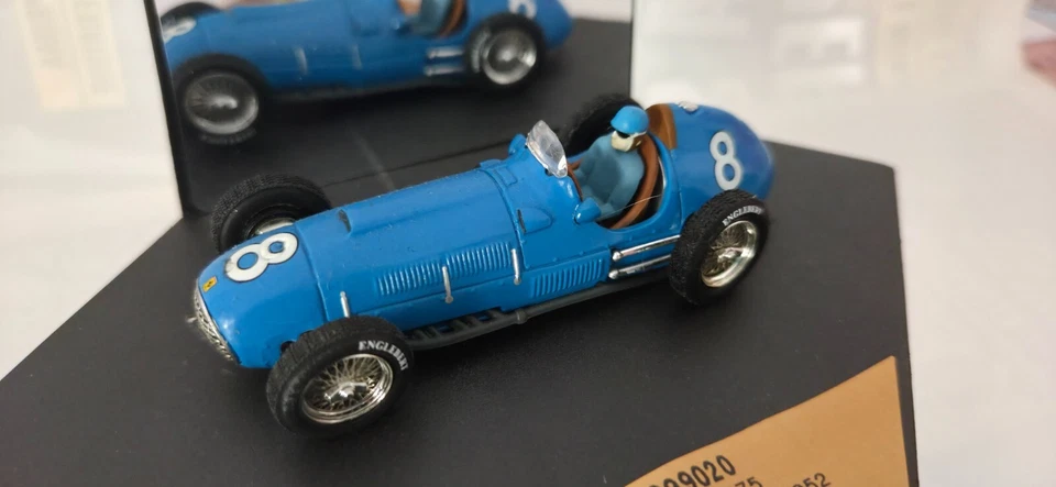 Ferrari F1 375  GP Albi GP  1952  L.  Rosier  Quartzo 1:43 - Immagine 2 di 3