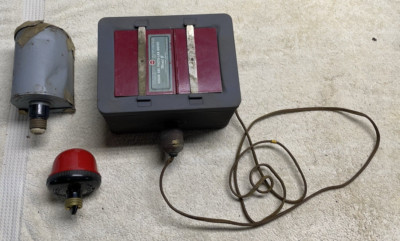 Vintage Kodak Photo Lab Light Box and 2 Darkroom Lights