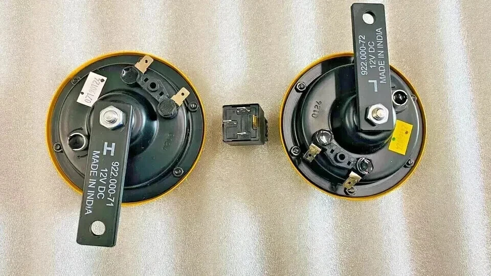 Kit de bocina doble HELLA H31000001 Sharptone 12V, tono alto/bajo, parrilla amarilla, relé Foto 2 de 3