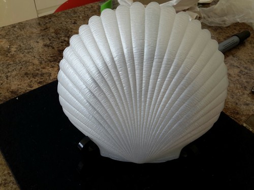 SHELL SHAPED PEARLISED DISH VERY PRETTY - Picture 7 of 7