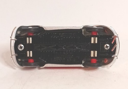 Vitesse Volkswagon VW Beetle Diecast 1:64 Silve Red Vintage Excellent Condition - Picture 8 of 9