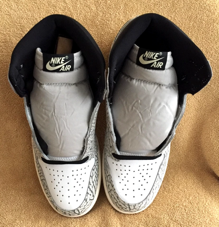 AIR JORDAN 1 RETRO HIGH OG - WHITE CEMENT - MENS SIZE 9 - DZ5485 052 - NEW IN BX - Image 3 of 4