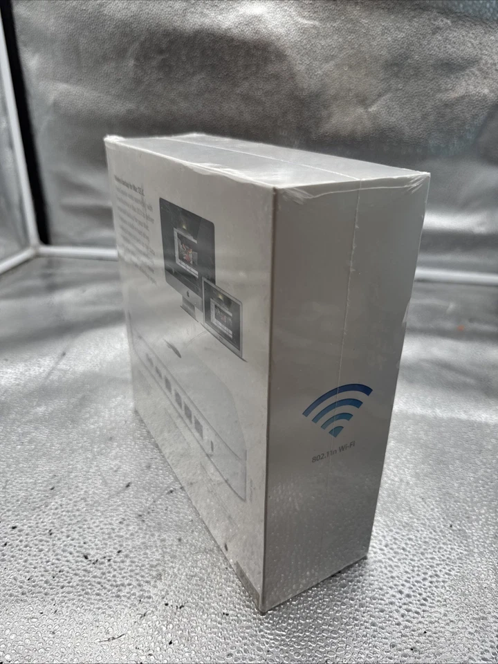 New Apple Time Capsule 802.11n Wi-Fi Hard Drive White MD032LL/A.    s5 - Image 2 of 4