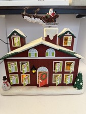 Avon Conto alla Rovescia per NATALE Calendario dell'Avvento Casa Musicale Illuminato con Scatola LEGGI