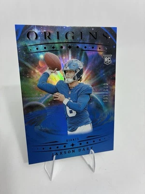 2025 Panini Origins - Jaxson Dart #145 - Holo Blue /199 - RC - Bild 1 von 4
