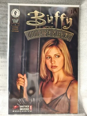 Buffy the Vampire Slayer #1 Photo Cover-Gold Foil (Dark Horse Comics November...